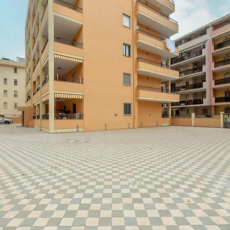 Iniziocasa Casa Con Terrazza Vicino Al Lido Di *
