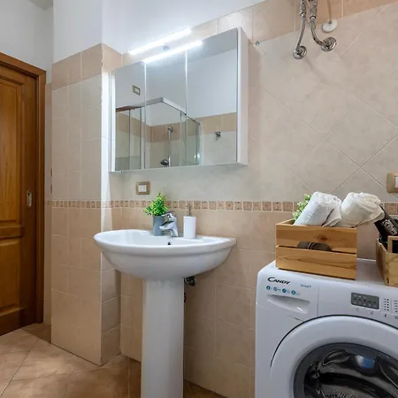 Iniziocasa Casa Con Terrazza Vicino Al Lido Di Prázdninový dům *